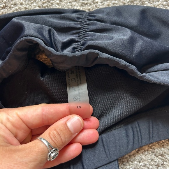 Black High-Waisted cheeky scrunch Bikini Bottoms with side ties - Picture 6 of 6